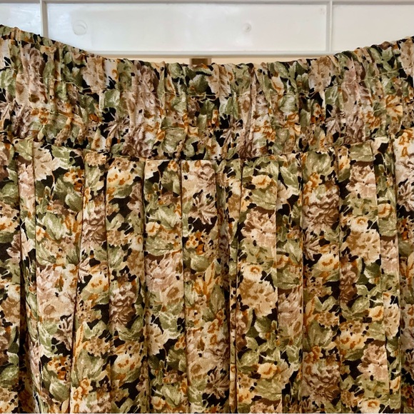 Via Sant Andrea 90's Floral Knife Pleated Midi Skirt, Size 6 - Picture 4 of 9